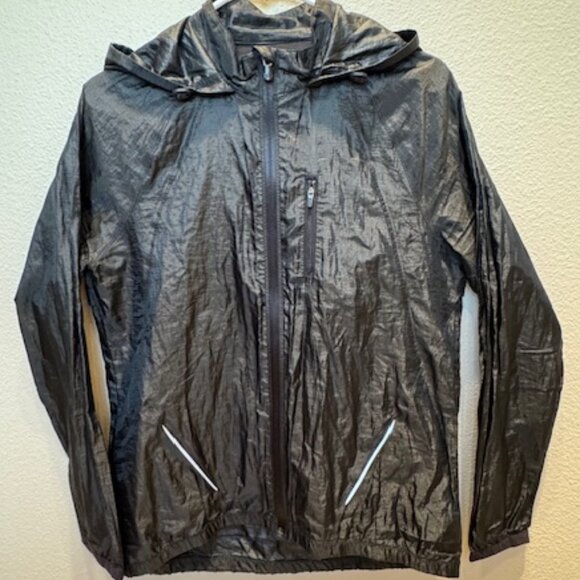 Black Under Armour Hooded Running Jacket - Medium - Picture 9 of 13